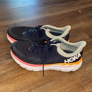 Hoka One Clifton 7 Women 11W. Worn 2-3 times, great condition, no wear or tear.